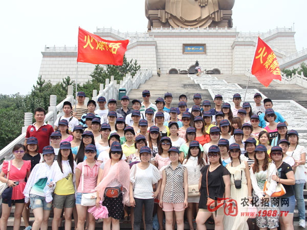 һ���ڳ�ɽ��Ӱ��