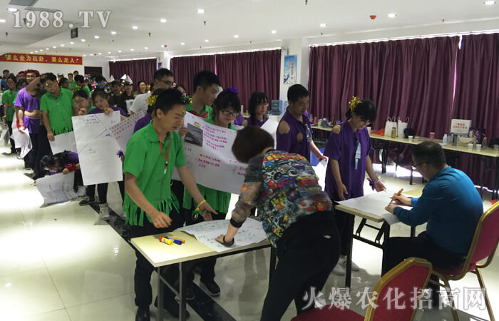 ͻ������