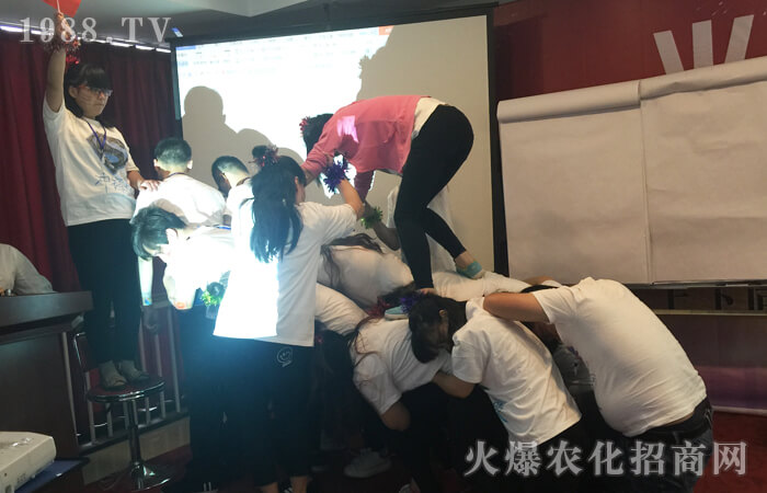 �����Z(y��)�Եľ��� �Є�(d��ng)�İ�����