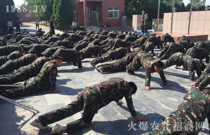 ��Ӽ�ɵ�������ͻ����