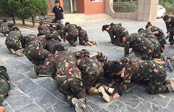 ����һ��һ��������Щ���Ӳ����У�