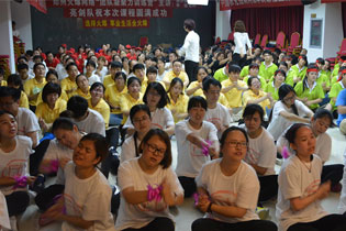 ���������ҳ�ɫ���Ҹ�׃���ҳɹ���